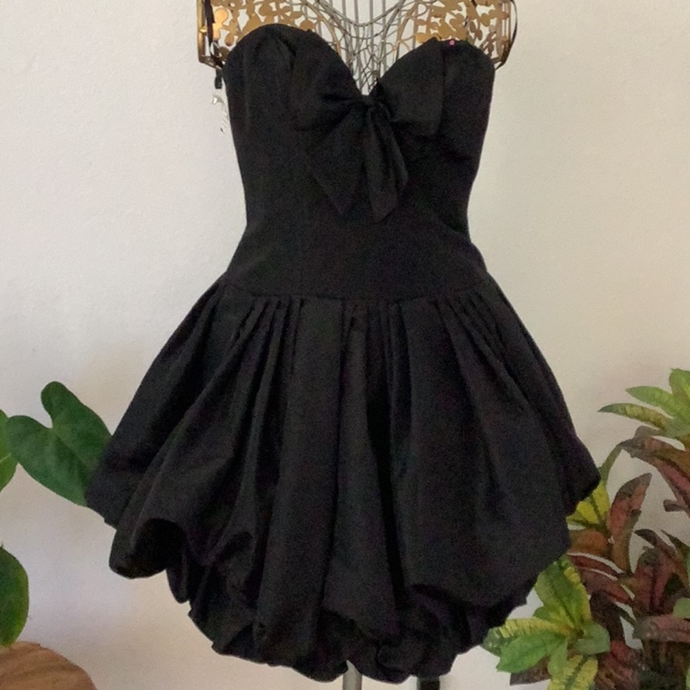 Cocktail or prom dress by Etoile